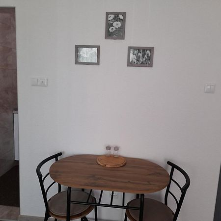 Irma Apartment ทูซลา ภายนอก รูปภาพ