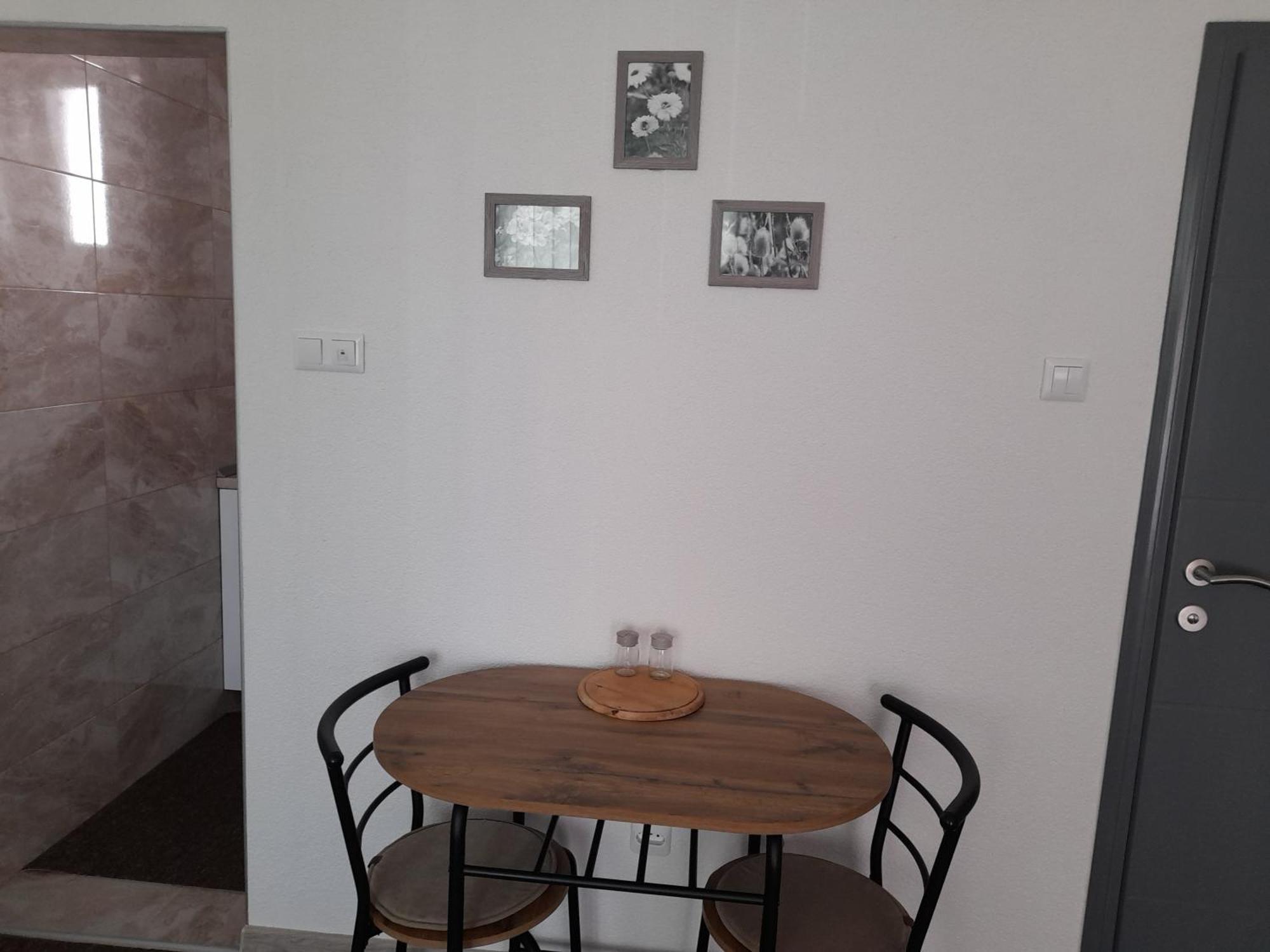 Irma Apartment ทูซลา ภายนอก รูปภาพ